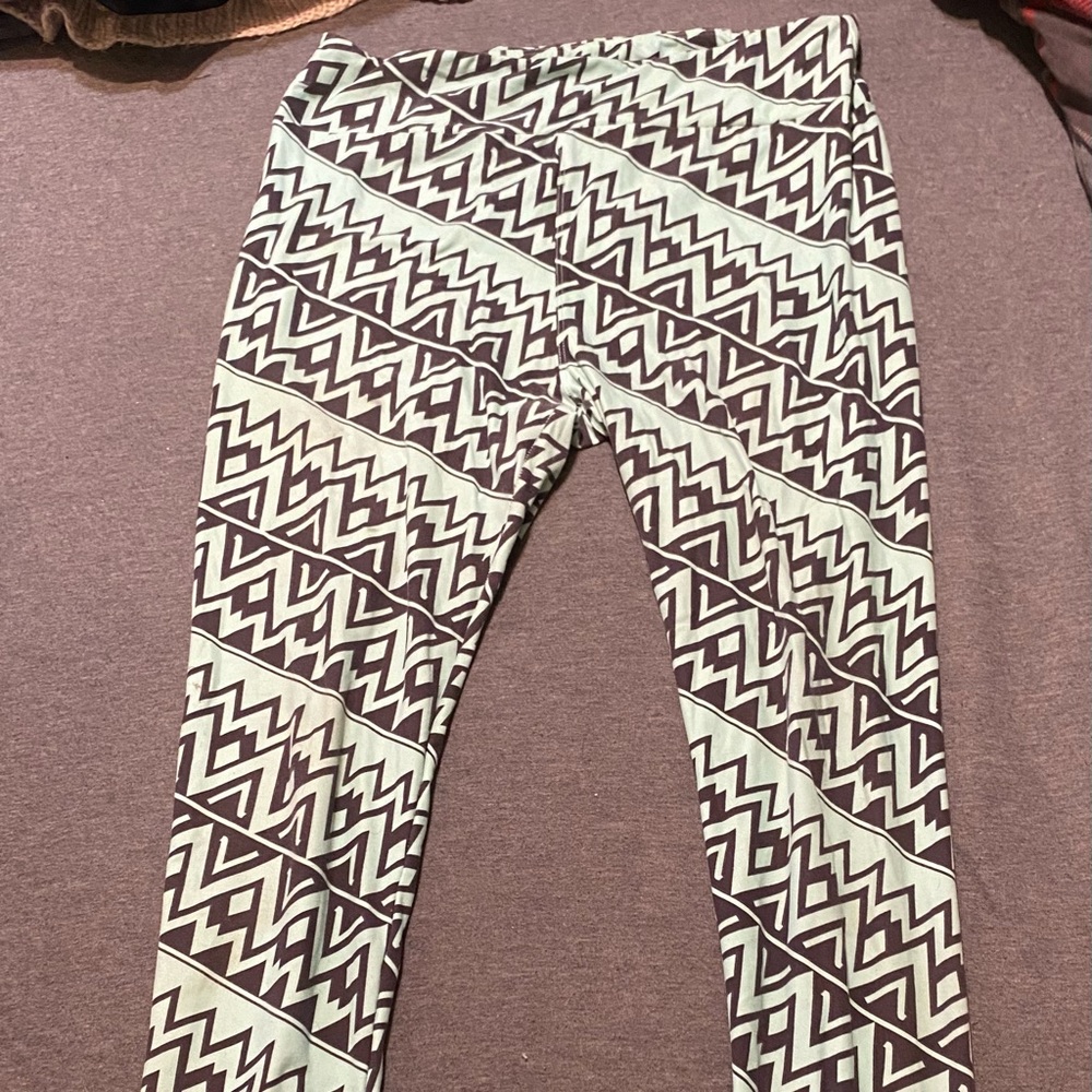 Teal and black chevron leggings $4 for $20 clearance